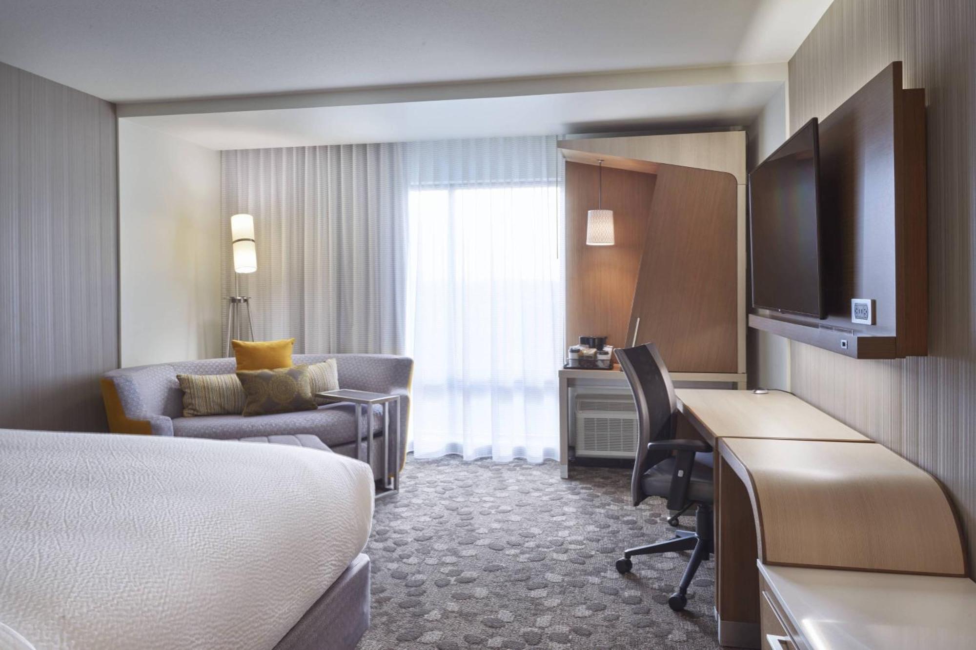 Courtyard By Marriott Jackson Hotell Exteriör bild